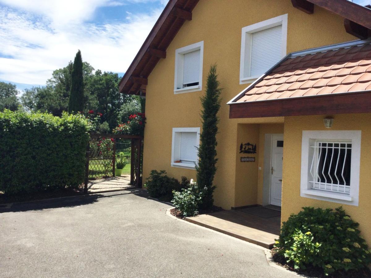 Location Chambres Le Panorama - Aeroport Geneve - Pays De Gex Chevry  Exterior photo